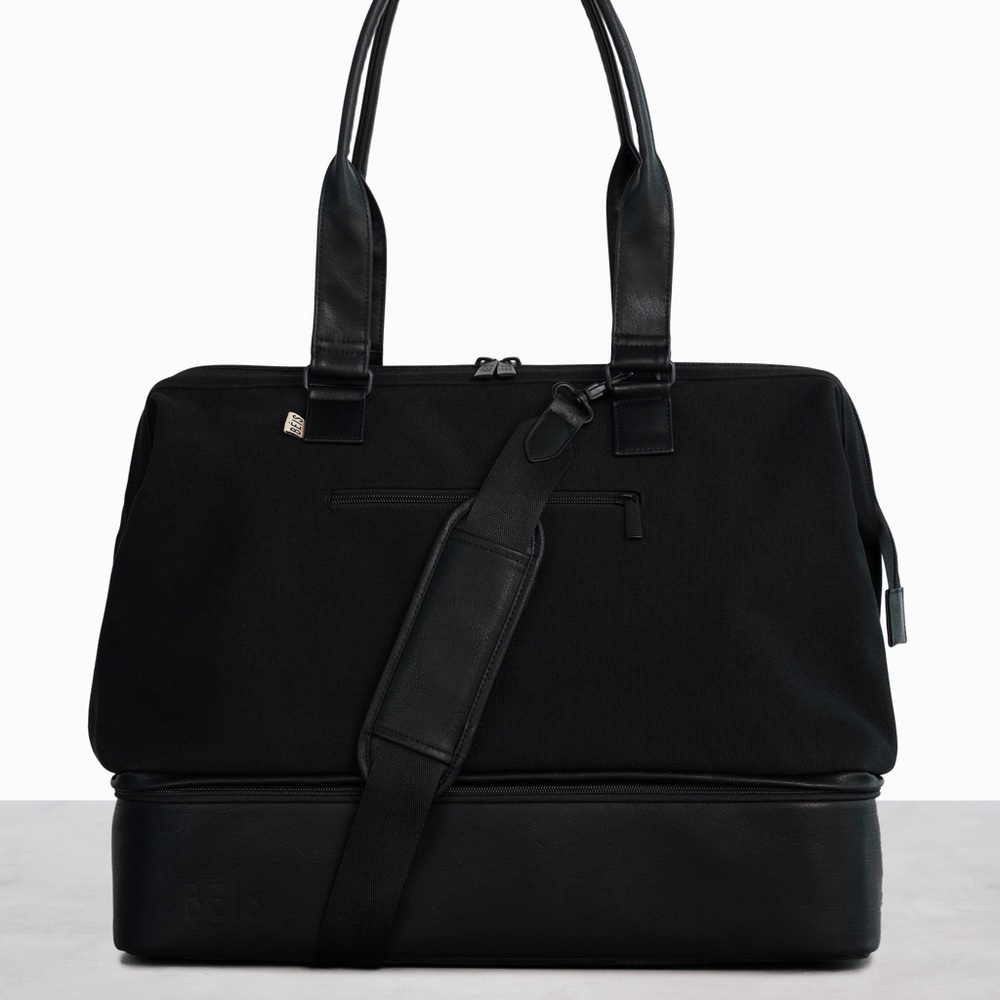 NWT BEIS Weekender bag in Black